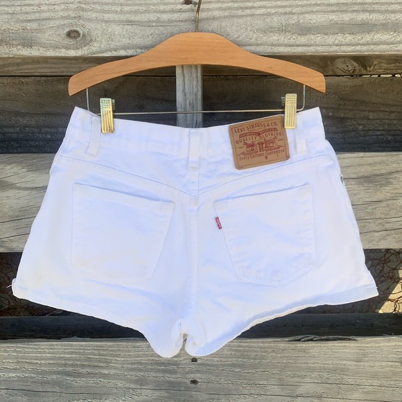Levi's Pants - Levi’s vintage white high rise jean shorts